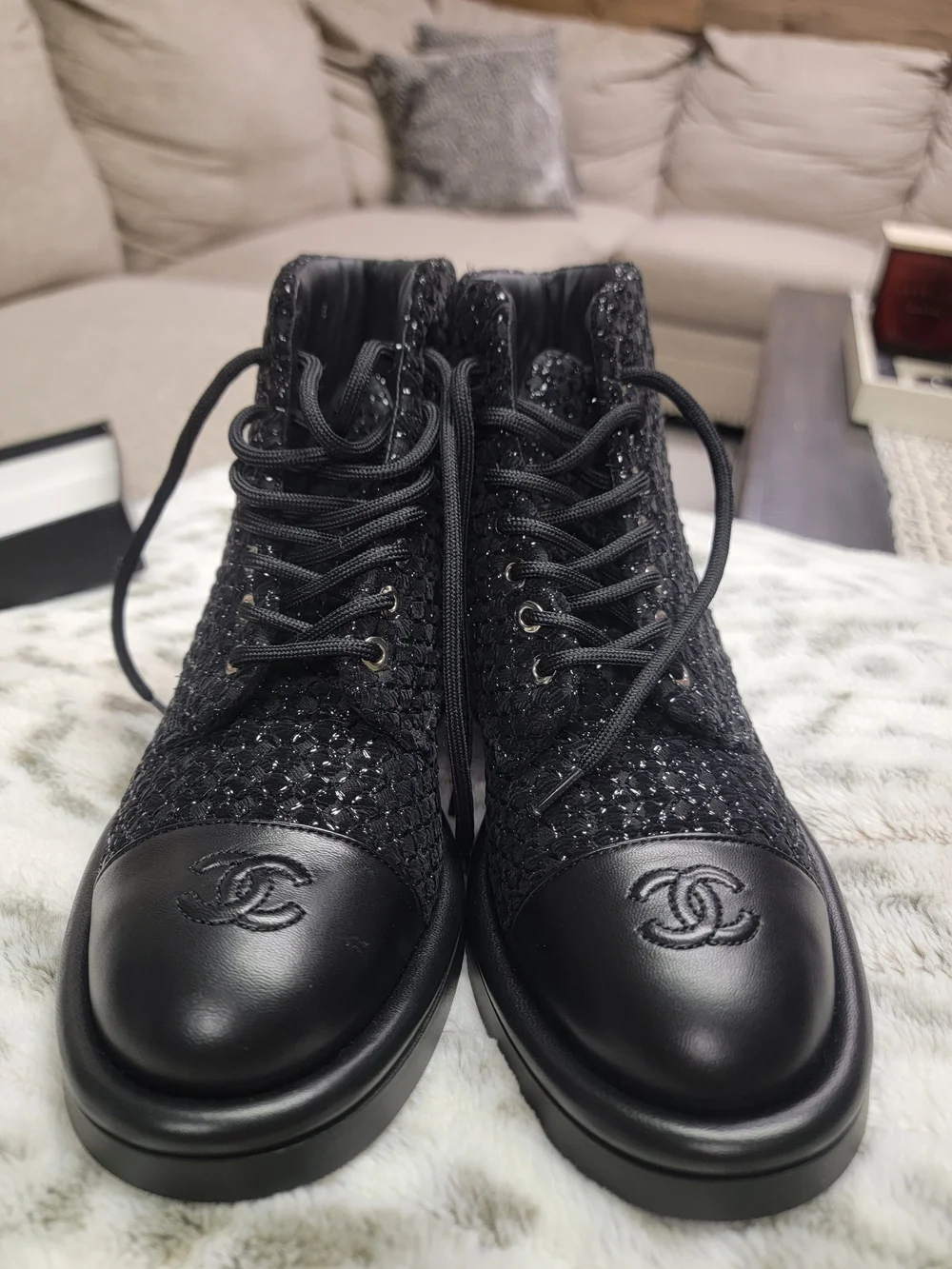 CHANEL lace up
